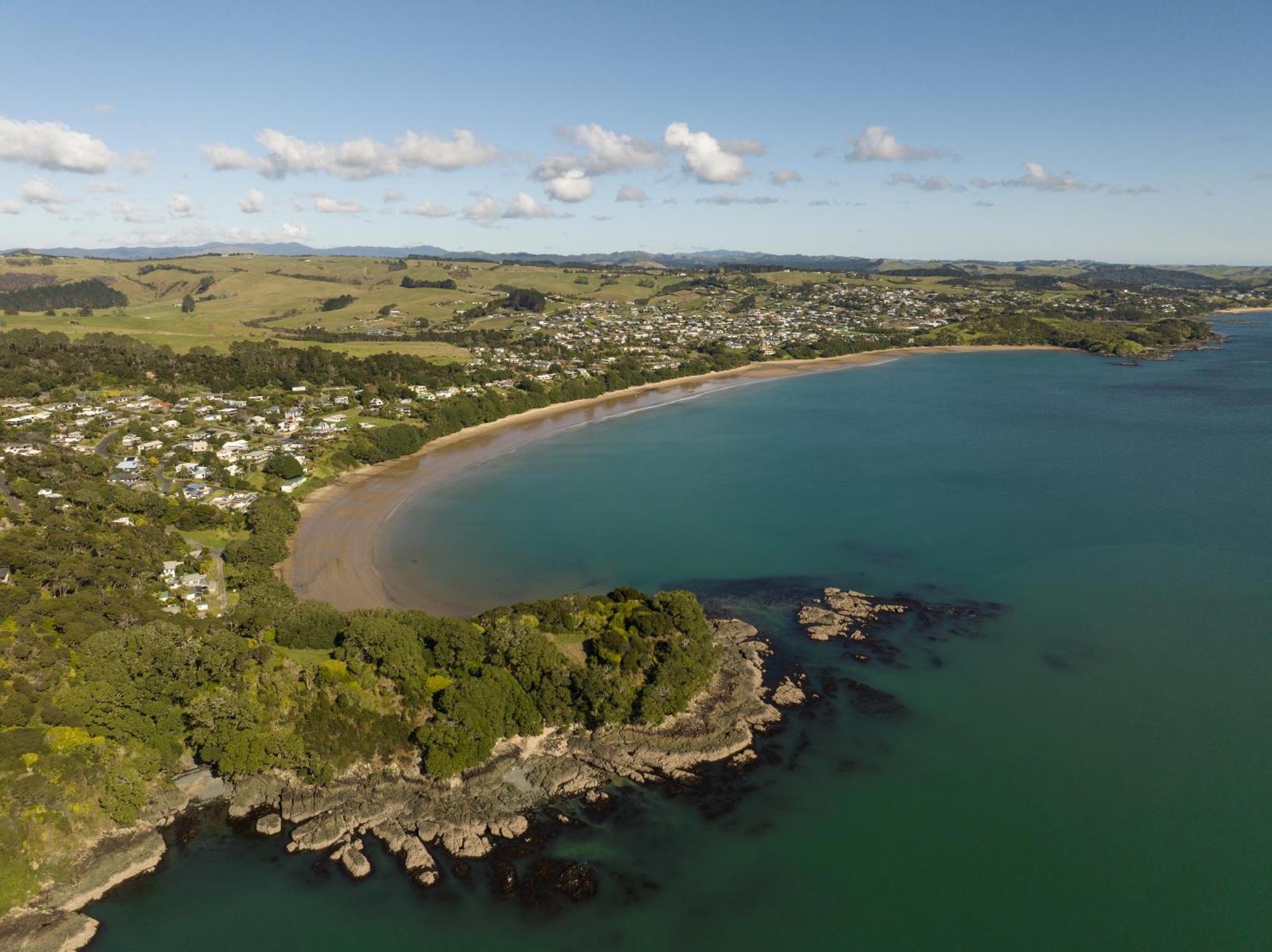 Sunlit Bay Villas Coopers Beach Buitenkant foto